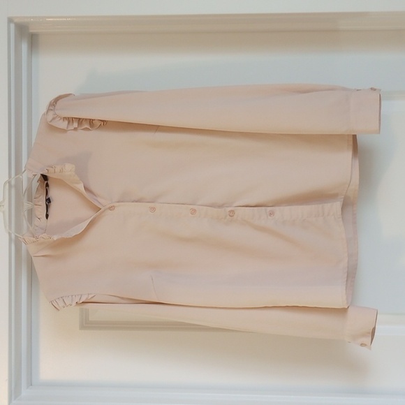 Vero Moda Womens Button Up Blouse Sz M Light Pink Ruffles Basic Neutral Minimal - Picture 1 of 11